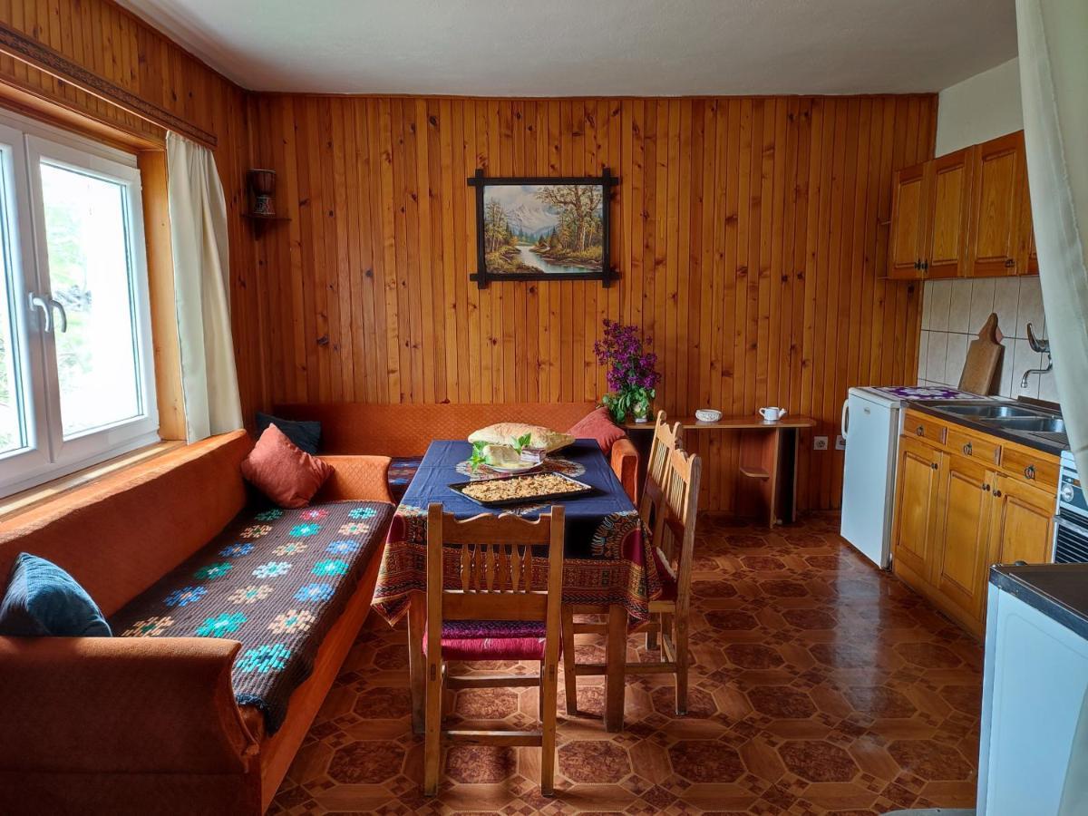 Cemerno Cottage Gacko Kültér fotó