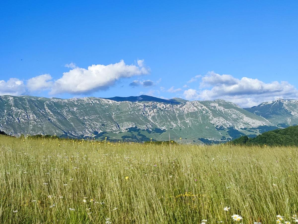 Cemerno Cottage Gacko Kültér fotó